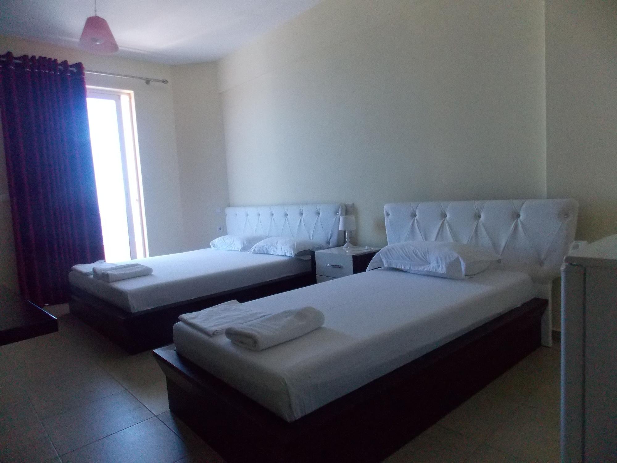 Summer Dream Hotel Sarandë Exterior foto