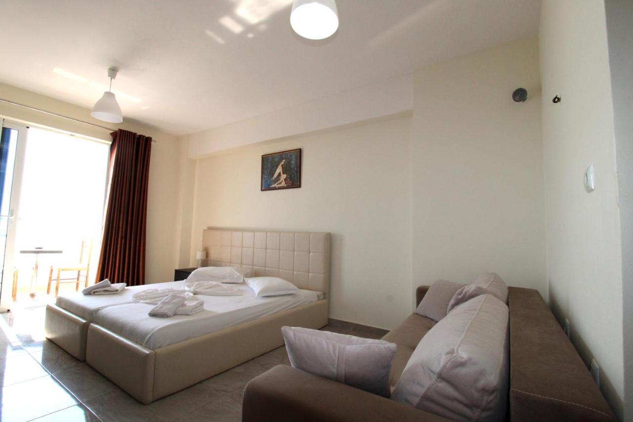 Summer Dream Hotel Sarandë Exterior foto