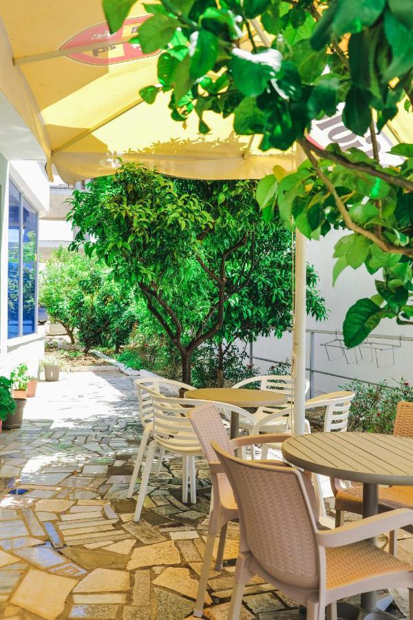 Summer Dream Hotel Sarandë Exterior foto