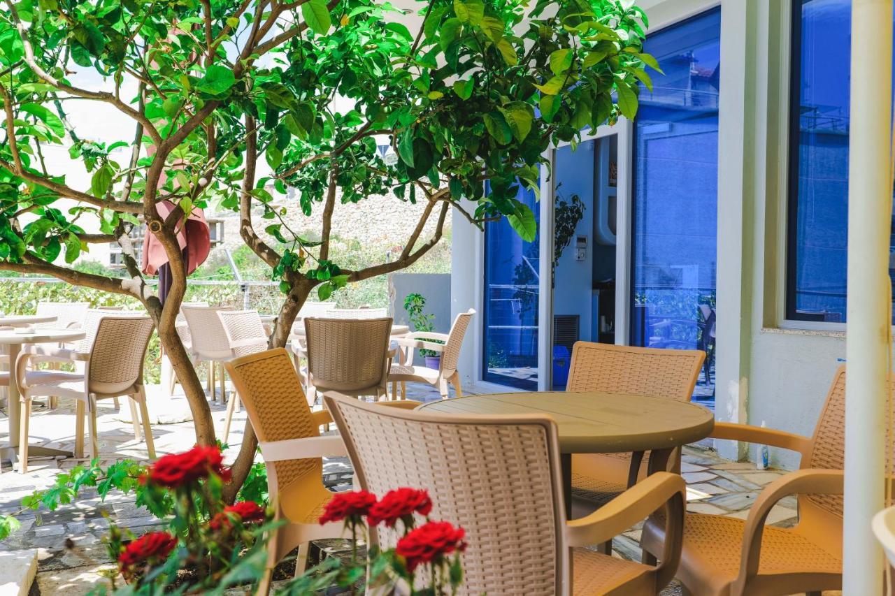 Summer Dream Hotel Sarandë Exterior foto