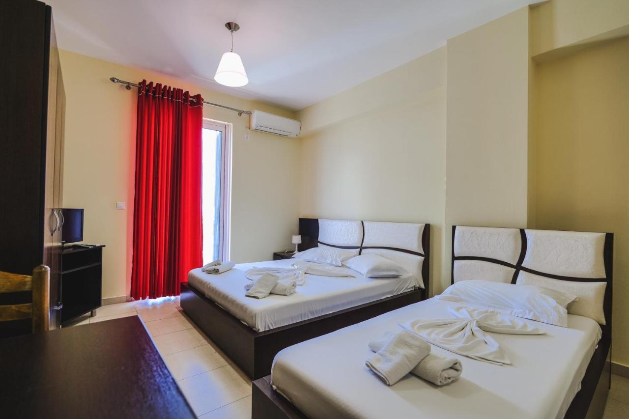 Summer Dream Hotel Sarandë Exterior foto